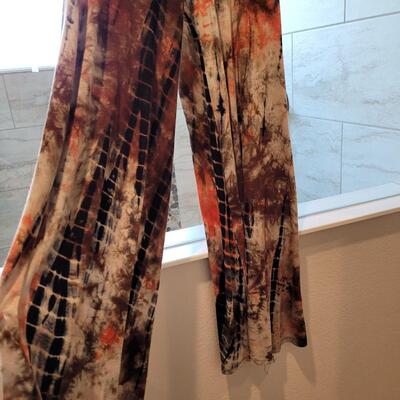 Lot 461: (2) Tie Dye Shirts and (1) Wide Leg Pants