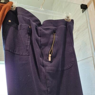 Lot 462: (3) Casua/Workout Pants (Brown, Rust and Navy) Medium/Large