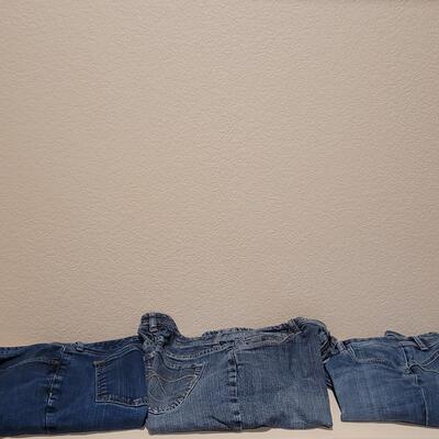 Lot 465: Ladies Jeans Size 10