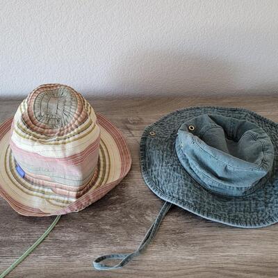 Lot 473: Wallaroo Hat and Green Hat