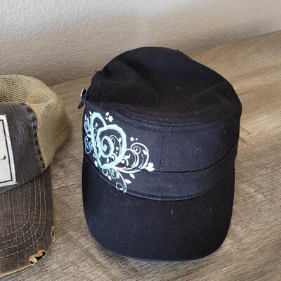 Lot 474: Ladies Baseball Style Hats