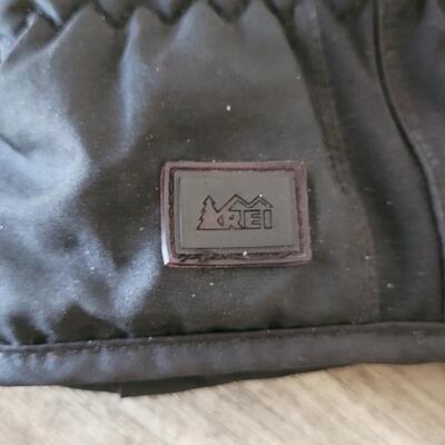 Lot 476: Black Winter Gloves medium/large