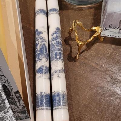 Lot 482: Blue & White Candle Lot (Religious & Others)