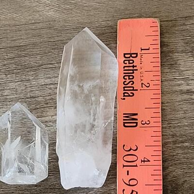 Lot 487: (2) Quartz Crystals 