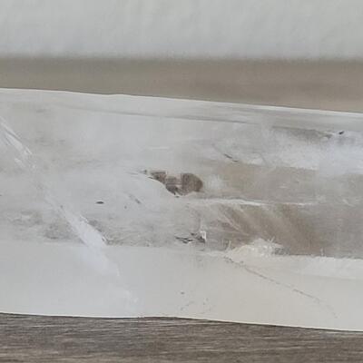 Lot 487: (2) Quartz Crystals 
