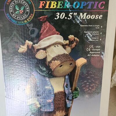 Lot U2: Fiber Optic 30.5 inch Moose 
