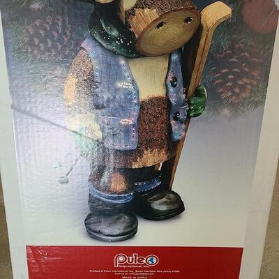 Lot U2: Fiber Optic 30.5 inch Moose 