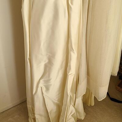 Lot 120: Vintage Gowns, Crinoline, and More 