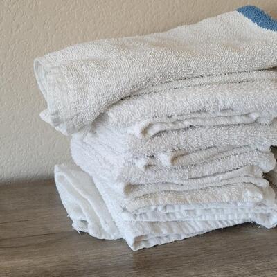 Lot 494: Garage Towels lot (yellow & White)