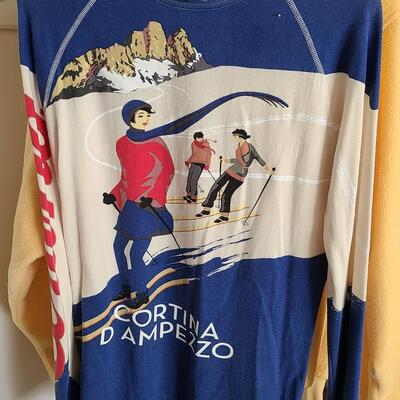 Lot 119: Vintage Vail & More Ski Apparel 