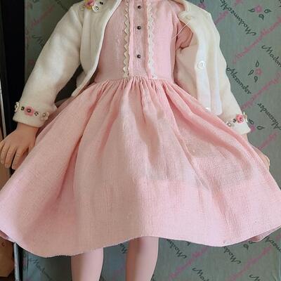 Lot U380: Madame Alexander 17 inch Doll 