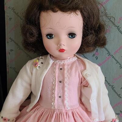 Lot U380: Madame Alexander 17 inch Doll 