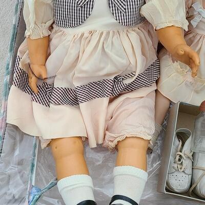 Lot 382U: Vintage/Antique Doll Lot 