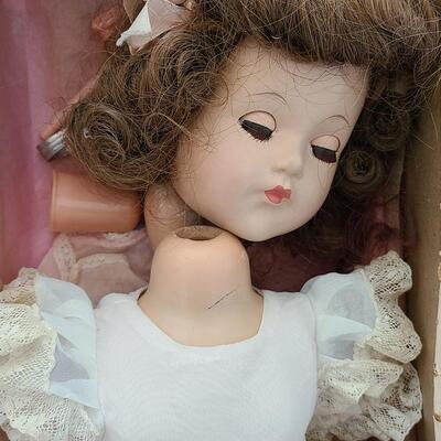 Lot 382U: Vintage/Antique Doll Lot 