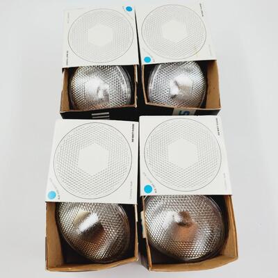 SYLVANIA 150 WATT CLEAR OUTDOOR FLOOD LAMPS WITH ORIGINAL BOX BUNLDE OF 4