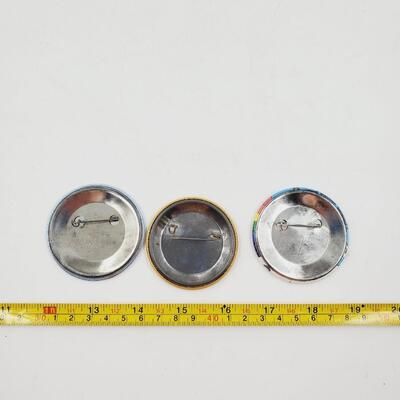 VINTAGE BUTTON BUNDLE OF 6
