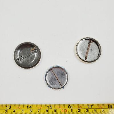 VINTAGE BUTTON BUNDLE OF 6
