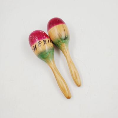 WOODEN MARACAS "MEXICO" 