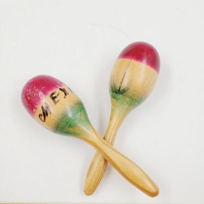 WOODEN MARACAS "MEXICO" 