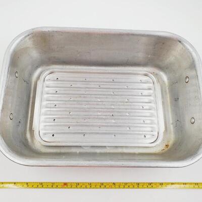 WEAR EVER AND MIRRO ALUMINUM ROASTING PAN WITH DOUBLE HANDLES BUNDLE OF 3