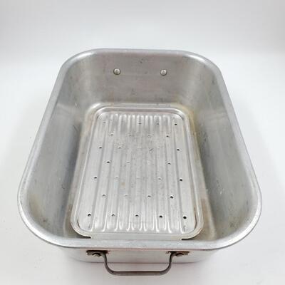 WEAR EVER AND MIRRO ALUMINUM ROASTING PAN WITH DOUBLE HANDLES BUNDLE OF 3
