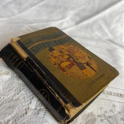 Early 1900â€™s Childrenâ€™s Little Big Books Poetry Fairytales 