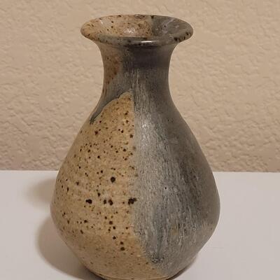 Lot 517: Small Ceramic Vessel
