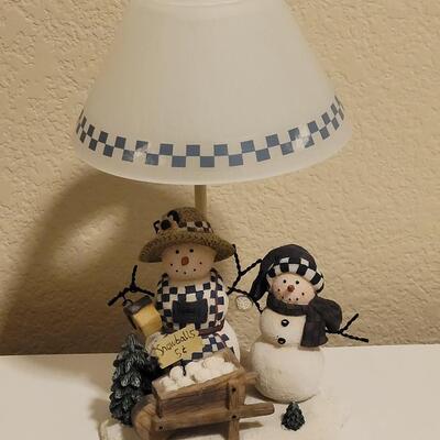 Lot 521: Crazy Mountain Snowman Candle Lamp