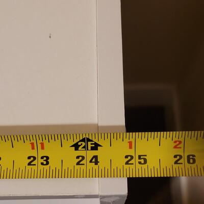 Lot 529: White Shelf #2