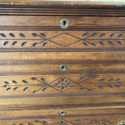 LOT#A11: Early 20th Century Chest