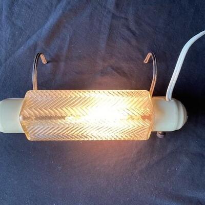 LOT#T36: Deco Style Bed Lamp