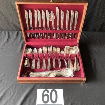 LOT#D60: Roger Bros Silver Plate Flatware Set