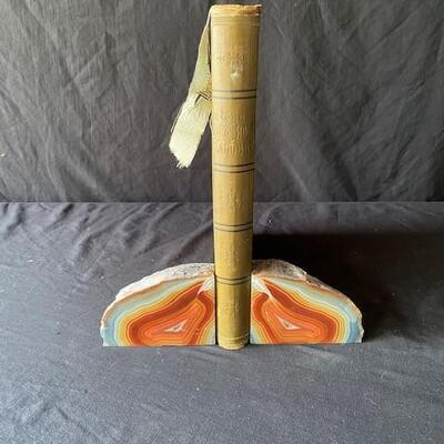 LOT#D63: Geode Bookends