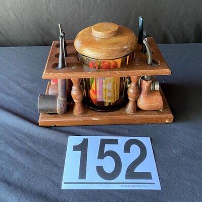 LOT#E152: Pipe Stand & Humidor with Six Pipes Lot #1