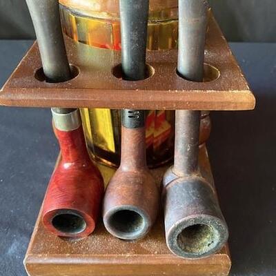 LOT#E152: Pipe Stand & Humidor with Six Pipes Lot #1