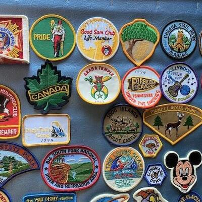 LOT#E163: Vintage Patches Lot #1