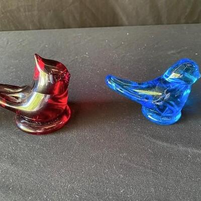 LOT#E165: Glass Bird Lot