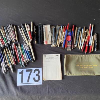 LOT#E173: Vintage Click Pen Lot