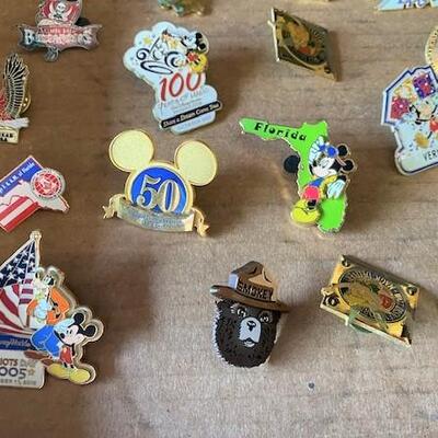 LOT#E179: Assorted Pin Lot