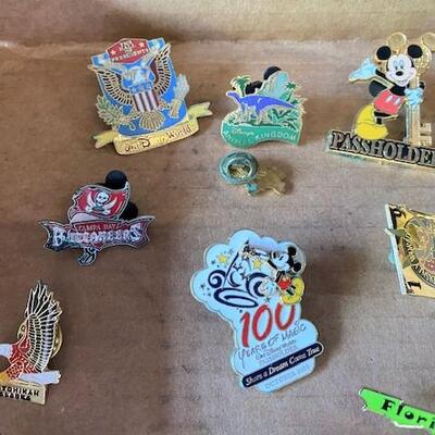 LOT#E179: Assorted Pin Lot