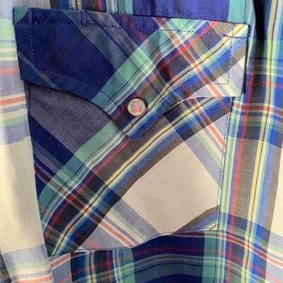 LOT#E184: Ely Cattleman Vintage Men's Shirts Lot #3