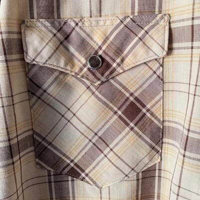 LOT#E186: Ely Cattleman Vintage Flannel Shirt & Wrangler Shirt