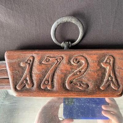 LOT#T192: Believed to be Stagecoach Mirror