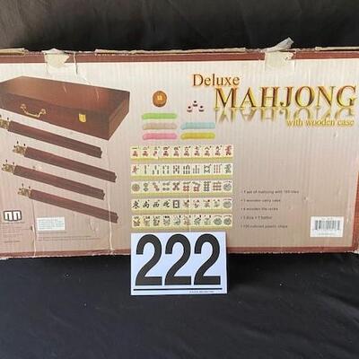 LOT#G222: NOS Deluxe Mahjong Set