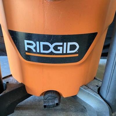LOT#G237: Rigid 12gal Shop Vac with Attachments