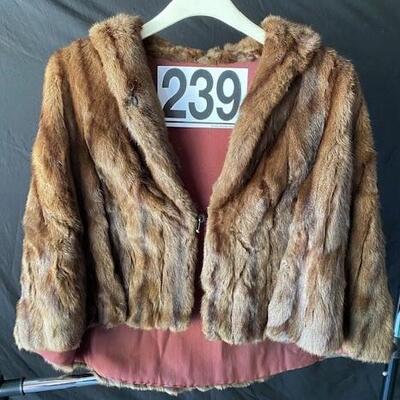 LOT#G239: Mink Stole