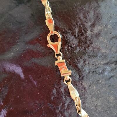 Lot 530: Vintage SILMAR 20.5" Length 14K Yellow Gold Italian Necklace 
