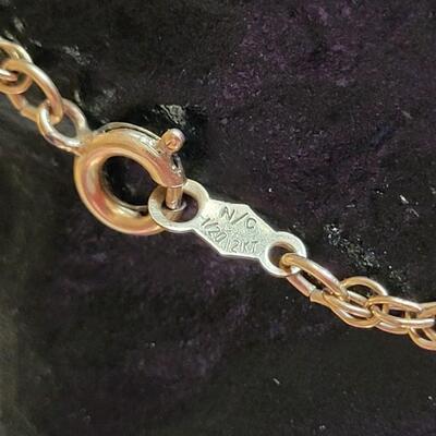 Lot 532: 18" Length ROBERT INDIANA Love Charm 1/20 12k Gold Plated Charm 