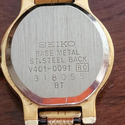 Lot 533: Vintage Ladies SEIKO Quartz Watch Gold Plated (needs battery)