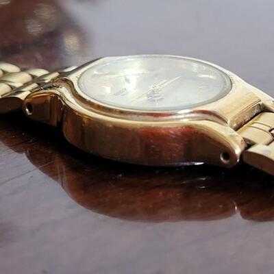 Lot 533: Vintage Ladies SEIKO Quartz Watch Gold Plated (needs battery)